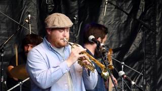 The Bees - Listening Man - Cowes, Isle of Wight 2012 HD.