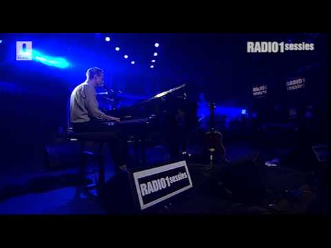 Bent Van Looy - Shadow of a man (Radio 1 Sessies 2013)