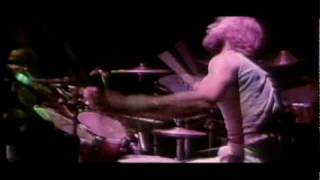 Genesis - Fly on a Windshield / Broadway Melody Of 1974 - In Concert 1976
