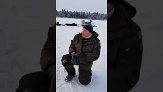 Зимняя рыбалка на озере в томской области