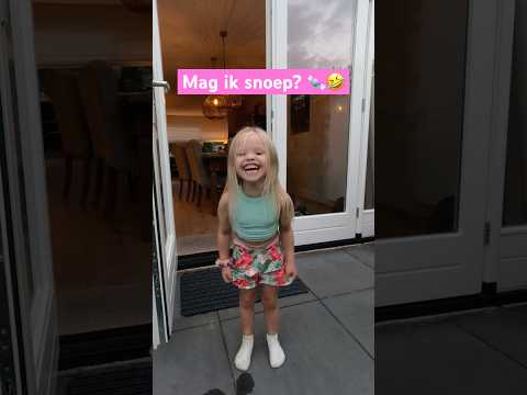 MAG IK SNOEP? 🍬 MAG IK DRINKEN? 🥤#kinderen #grappig #kidsvideo #shorts  #lol #shortsfeed #lachen