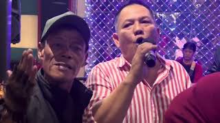 Download lagu Dia dia dia Julius Sitanggang meet and greet stasion 8 cafe Bandung 27/7/2024 mp3