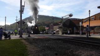 preview picture of video 'RBMN 425 Carbon Turn Tamaqua Oct 14, 2013'