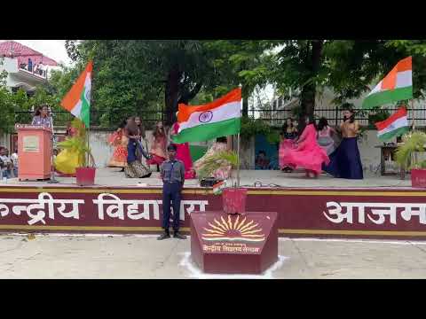 आज़मगढ़ में स्वतंत्रता दिवस पर नृत्य