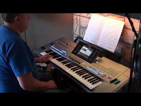 Op de purperen hei (cover by DannyKey) on Yamaha keyboard Tyros 5