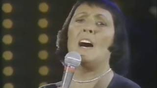 Keely Smith, 1983 TV Hit Medley, That Old Black Magic, It's Magic