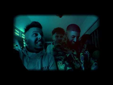 BLU (con Cruz Cafuné)