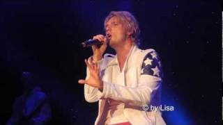 Nick Carter - &#39;Special&#39; (serenades fan) &amp; &#39;Nothing Left To Lose&#39; in Chicago 02/11/12