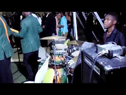 Bonane( Nanone dore umwaka urashize) Orchstre ambiance babikoze neza mugitaramo