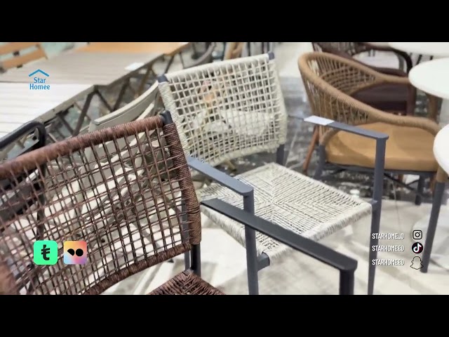 كرسي خارجي عدة ألوان