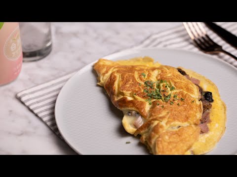 Mushroom, Ham, Cheese Omelette | Breakfast Recipe