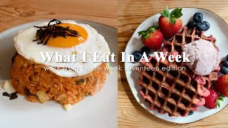 What I Eat: Red Velvet Waffles, Tuna Kimchi Fried Caulirice, Eggs In Hell.. 🍳🧇 | thatxxRin