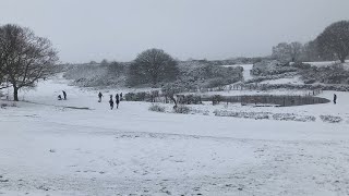 video: Storm Darcy: Heavy snow brings chaos to South East