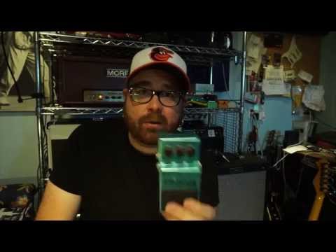 Guide to hooking up two guitar amps together