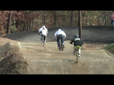 M2U00836 KOS Finals Main cjbmx 11-15-09