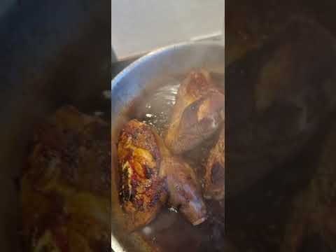 Stinco di agnello ! ( Tenero e morbido ed ottima idea per il Pranzo di Natale!)