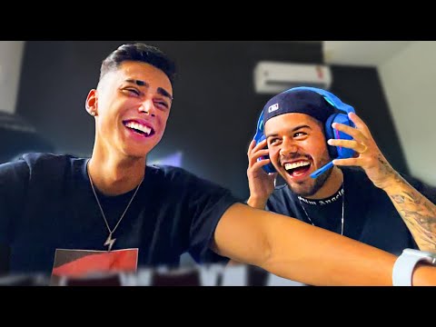 ZÉ FELIPE JOGANDO GTA RP PELA PRIMEIRA VEZ 😂