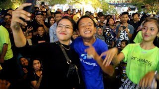 Download lagu Rian Ambyar Pamer Bojo ~ Cover Carehal Angklung Malioboro Yogyakarta mp3 Download lagu Rian Ambyar Pamer Bojo ~ Cover Carehal Angklung Malioboro Yogyakarta mp3
