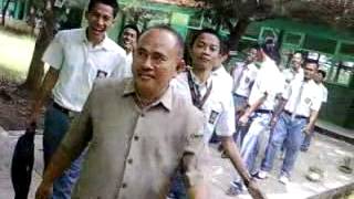 preview picture of video 'TRAGEDI SISWA SMKN 1 SUMENEP.3gp'