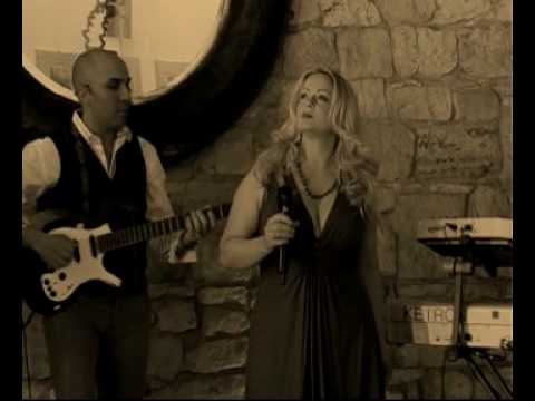 Musica per matrimoni a bari - Incomingroup My baby shout me down  (Live Performance)