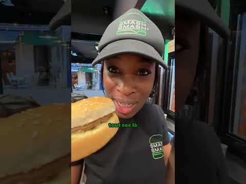 T’as déjà gouté? 😍 #smashburger#ytbshort#smashsmash #restaurant#burger#hotdog#halal