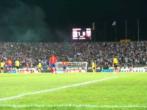 Poli Timisoara - Steaua Bucuresti 1-0,  cine nu sare video 2
