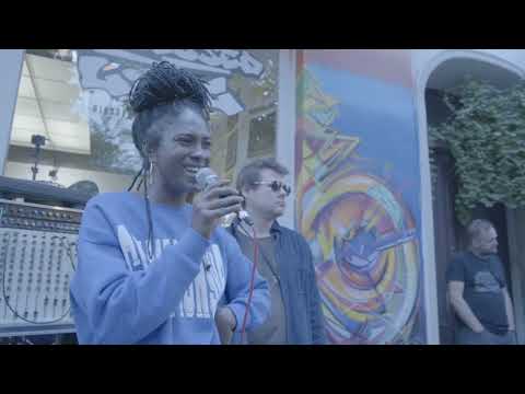 Aza Lineage & Blessed Love - Rebel Daawtaz - 06.08.2022 - Buyreggae Record Shop - Berlin