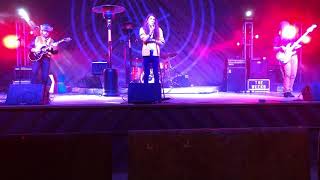 The Weeks/Hands On The Radio