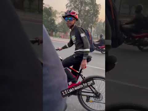 When caya has same colours as Trek 😅