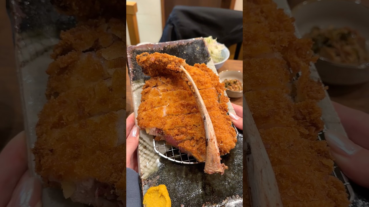 顔のサイズくらいデカい巨大トマホークとんかつ！銘柄豚を使ったトンカツは絶品【浅草：かつや恒之助】