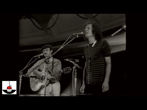 Zupfgeigenhansel - Kein schöner Land (Live 1984 - Volksbühne Berlin)