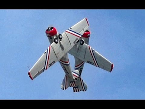 2016 Oshkosh Air Show Highlights Video - Saturday