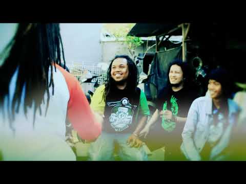 Peron Satoe   Scooter Mania Official Music Video