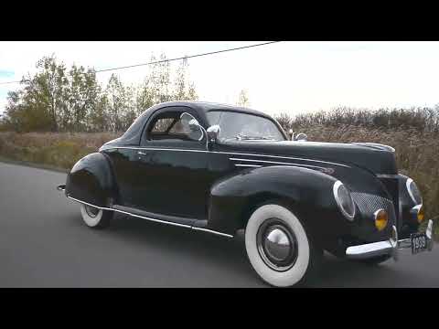 1939 Lincoln Zephyr