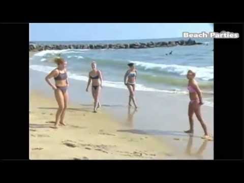 beach funny sports (hot bikini girls)) Beach Perties