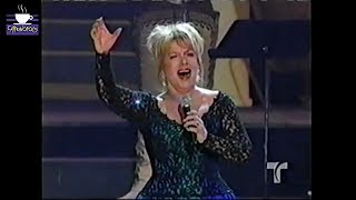 POR AMOR / Vikki Carr (en vivo con Mariachis)