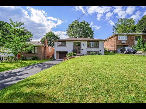 12 Lochinvar Crescent North York