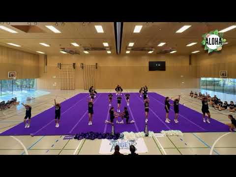 Sunshine - Angels Cheerleaders à l'Aloha 2024 à Renens