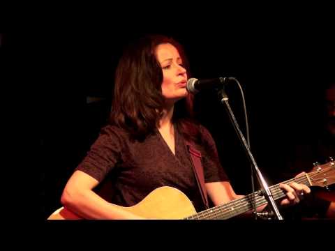 Melanie Peterson - Fingers Crossed - Live at The Rivoli 2015