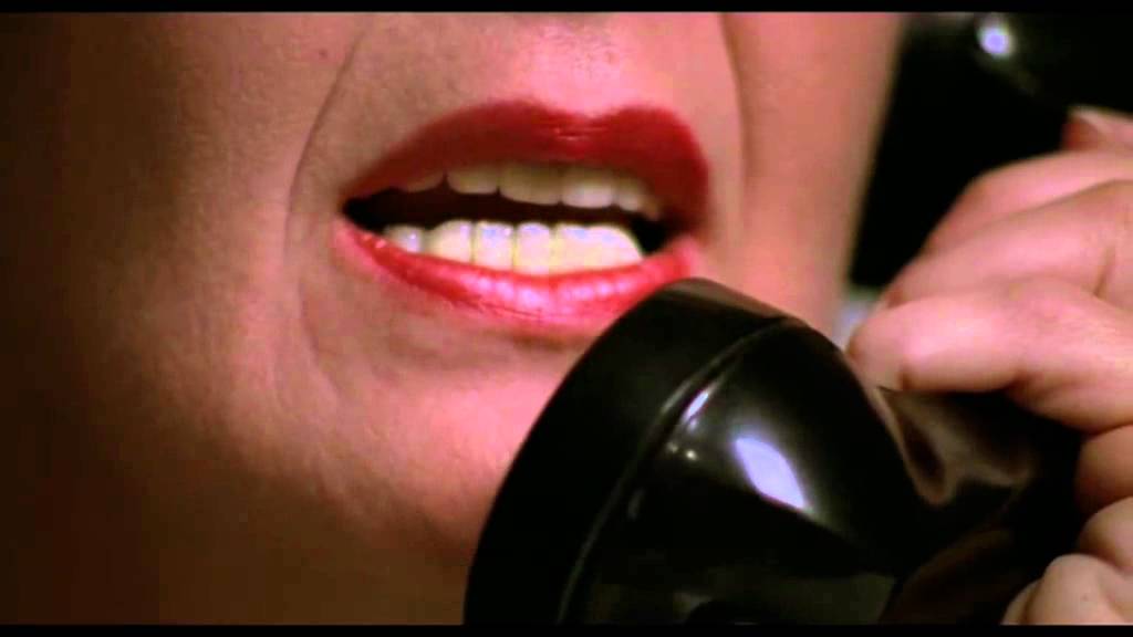 Miniature de la vidéo Portrait d'une enfant déchue - Bande-annonce (VOST) du film Portrait d'une enfant déchue