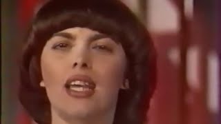 Mireille Mathieu | New York, New York