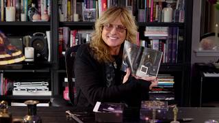 Whitesnake Unzipped Unboxing by David Coverdale