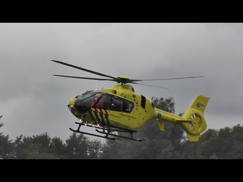 Lifeliner 1 Stijgt op vanaf Oudelandsdijkje in Purmerend