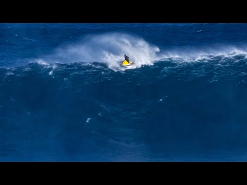 Jetski Almost Gets Tossed Over The Lip of a Jaws MEGA Wave ! Maui Hawaii 2021 Super Swell Saturday