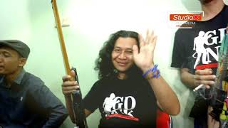 Download lagu HARI MERDEKA - COKELAT Band, COVER By 17 GITARIS KARANGANYAR mp3