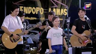 Download lagu Buih Jadi Permadani live perform Gisella ft Adlani Rambe mp3 Download lagu Buih Jadi Permadani live perform Gisella ft Adlani Rambe mp3