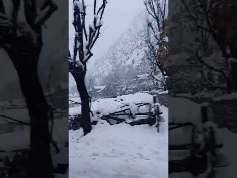 Heavy snow fall in Kashmir on 23/2/2022