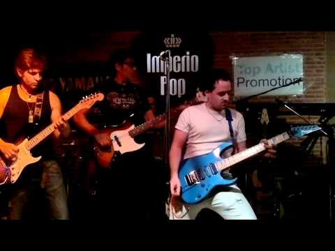 CONCURSO CHICKENFOOT PARTICIPANTE4 (GREGOR)