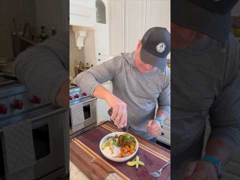 Sweet potato, ground beef, cottage cheese, avocado bowl… the hot honey makes the whole thing!