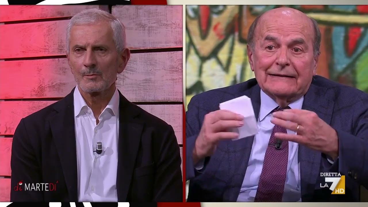 Stretto di Hormuz, Bersani: "Solo un incompetente o un deficiente poteva stupirsi..."